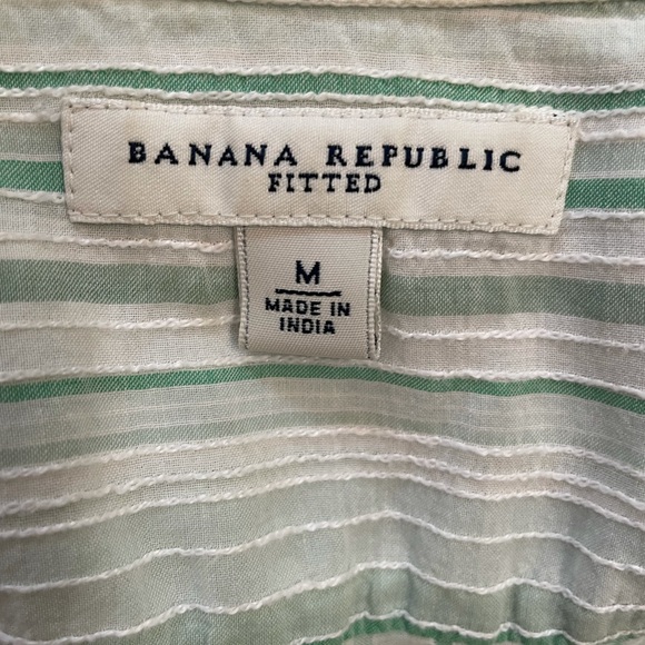 Banana Republic Fitted Button Down - Picture 5 of 5